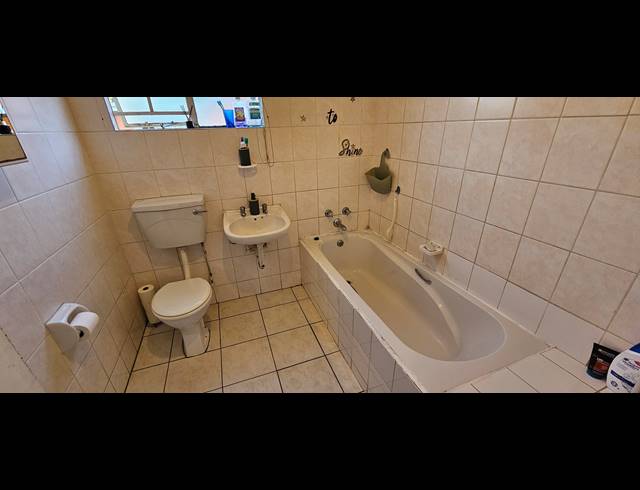 2 BEDROOM TOWNHOUSE FOR SALE IN MEYERSDAL